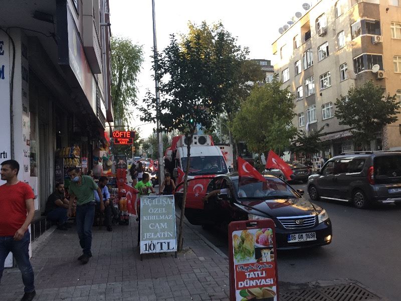CHP'DEN BAYRAMPAŞA'DA ZAFER KONVOYU 5 123718997418263
