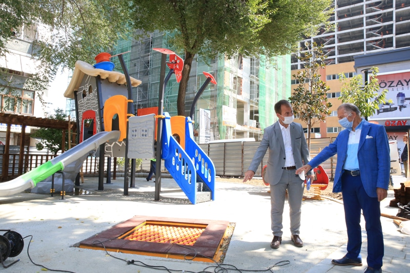 BAŞKAN AYDINER, PARK VE YOL YAPIM ÇALIŞMALARINI YERİNDE İNCELEDİ 4 IMG 3171