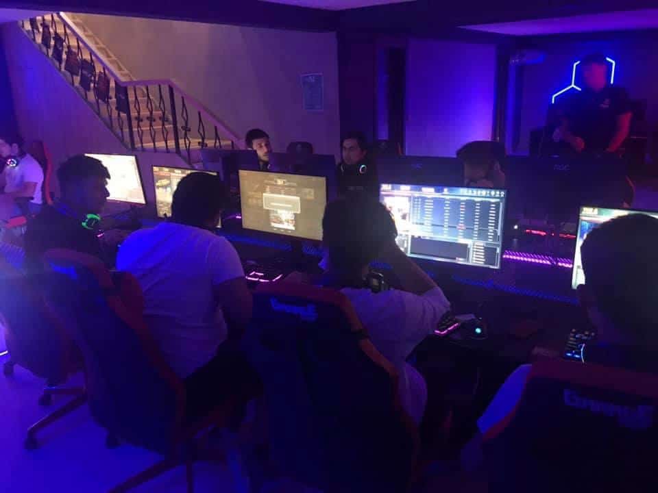 2afc25f4 4eb9 4453 9cdf 6781674b6da9