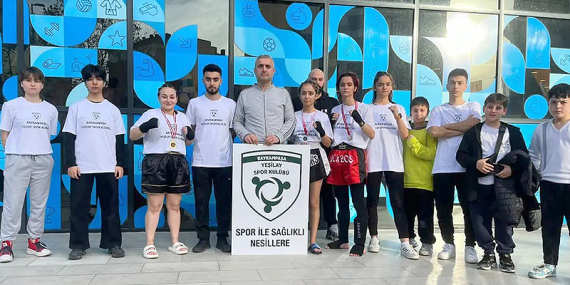 Bayrampaşa Yeşilay’da Madalya Töreni