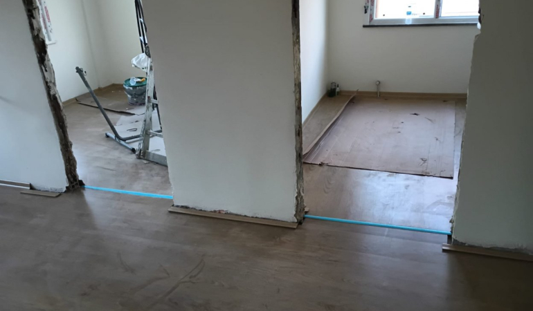 Vatandaşın evi yandı , Bayrampaşa Belediyesi Yeniledi.