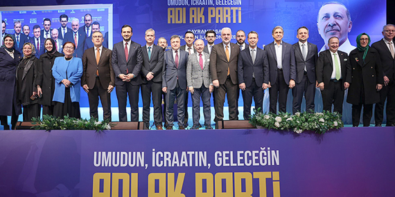AK Parti Bayrampaşa 8. İlçe Kongresi coşkulu bir katılımla yapıldı. Yeni Başkan Mehmet ACAR