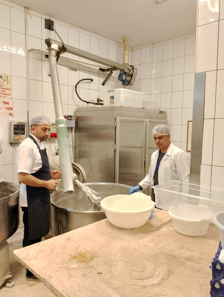 Bayrampasa Belediyesinden firinlara Ramazan denetimi 6