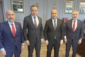 Bayrampaşa Mhp'den Kaymakam Çiftçi'ye Ziyaret 61 Bayrampaşa Mhp'den Kaymakam Çiftçiye Ziyaret