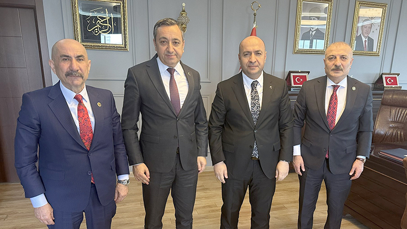 Bayrampaşa Mhp'den Kaymakam Çiftçiye Ziyaret