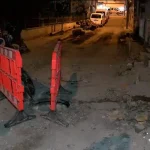 Bayrampaşa'da rögarda patlama; sokak trafiğe kapatıldı