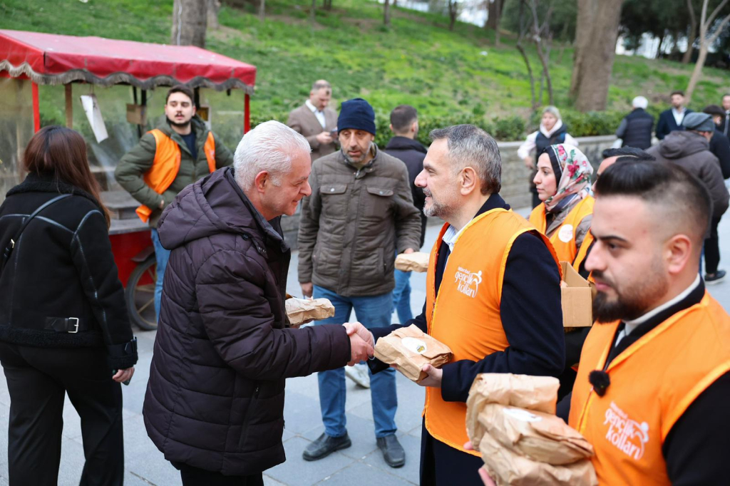 İbrahim Akın, Kardeşlik Ramazanı ile gönüllere dokunuyor... 4 ikram subat 2026 2 g