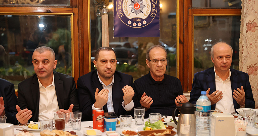 Bayrampaşa'da Emniyet Müdürlüğü İftarı... 2 bayrampaşa emniyet iftarı