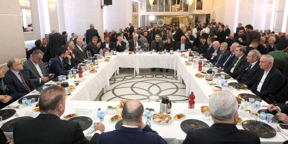 Türkiye Bosna Sancak Derneğin’den Geleneksel İftar Yemeği