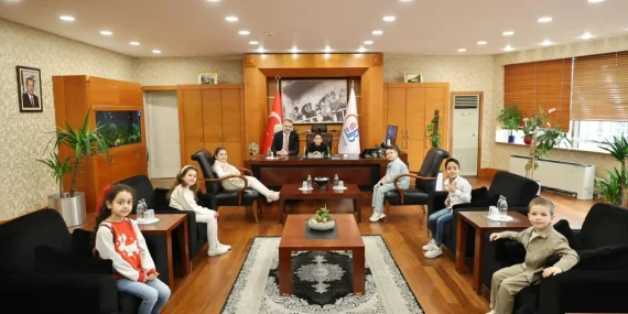 Bayrampaşa’da 23 Nisan Çoşkusu