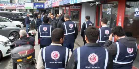 Bayrampaşa 15 Temmuz Demokrasi Otogarı’nda otobüs firmalarına ‘bilet fiyatı’ denetimi
