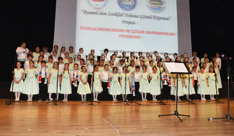 Bayrampaşa’da Balkanlardan Anadolu’ya, oradan da Gazze’ye taşıyan anlamlı bir etkinliğe imza atıldı.