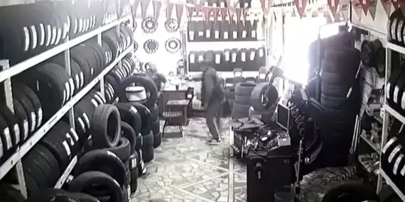 Bayrampaşa’da borç dehşeti: Alacak verecek kavgası silahlı çatışmaya dönüştü