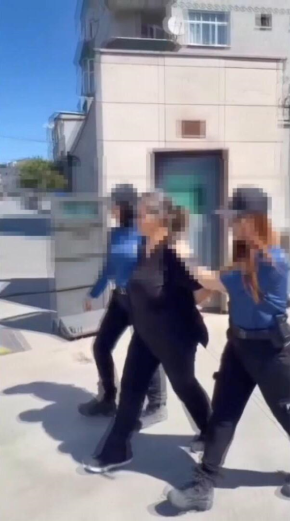 Bayrampaşa’da Özel Anaokulunda Dehşet: Çocukları Çubukla Darp Eden Çalışan Adliyeye Sevk Edildi! 2 bayrampasa anaokulu cocuga siddet adliyeye sevk 2