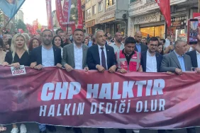 bayrampasa-da-konusan-ozgur-celik-turkiyeyi-somurge-devleti-haline-getirmeyi-calisanlara-izin-vermeyecegiz