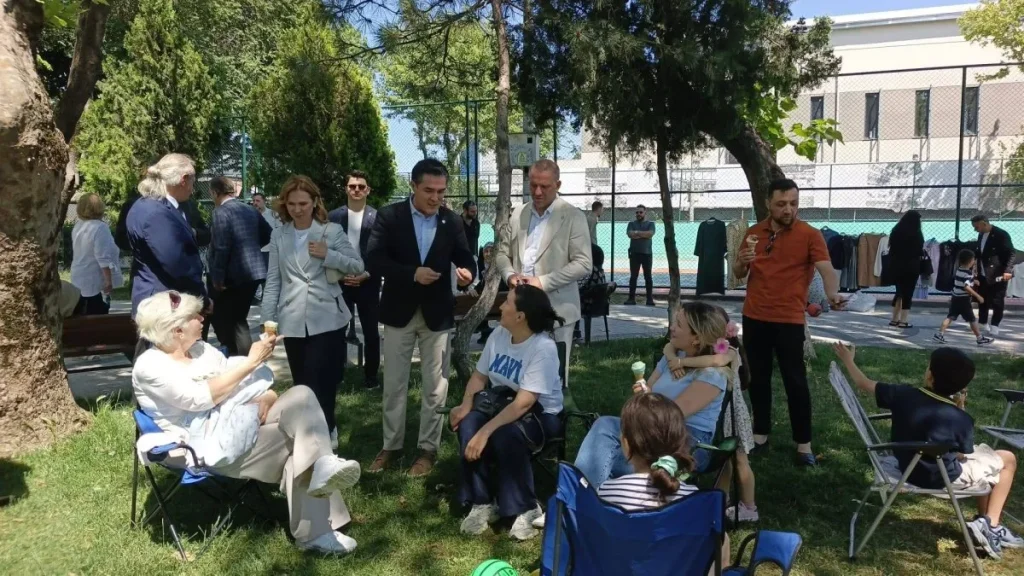 İYİ Parti Bayrampaşa Sahasında 6 iyi parti bayrampasa saha calismasi 6