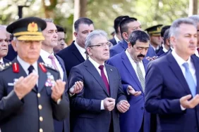 deu-rektoru-prof-dr-bayram-yilmaz-15-temmuz-demokrasi-ve-milli-birlik-gunu-programlarina-katildi.jpg