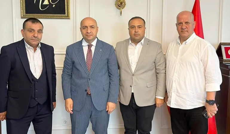 DSP Heyetinden Bayrampaşa Kaymakamı Abdullah Çiftçi’ye Nezaket Ziyareti