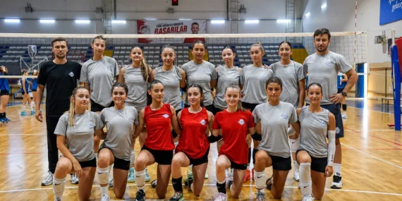 Bayrampaşa Belediyespor Voleybol Altyapısı Yeni Sezona Semih Erden’de Hazırlanıyor