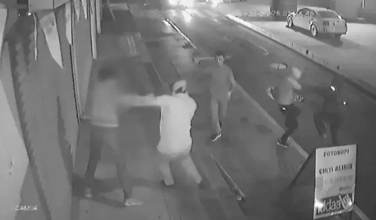 Bayrampaşa’da abisiyle tartıştı; yeğenlerinin çekiçli ve sopalı saldırısına uğradı
