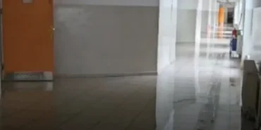 AYRAMPAŞA’DA OKULU YAĞMUR BASTI